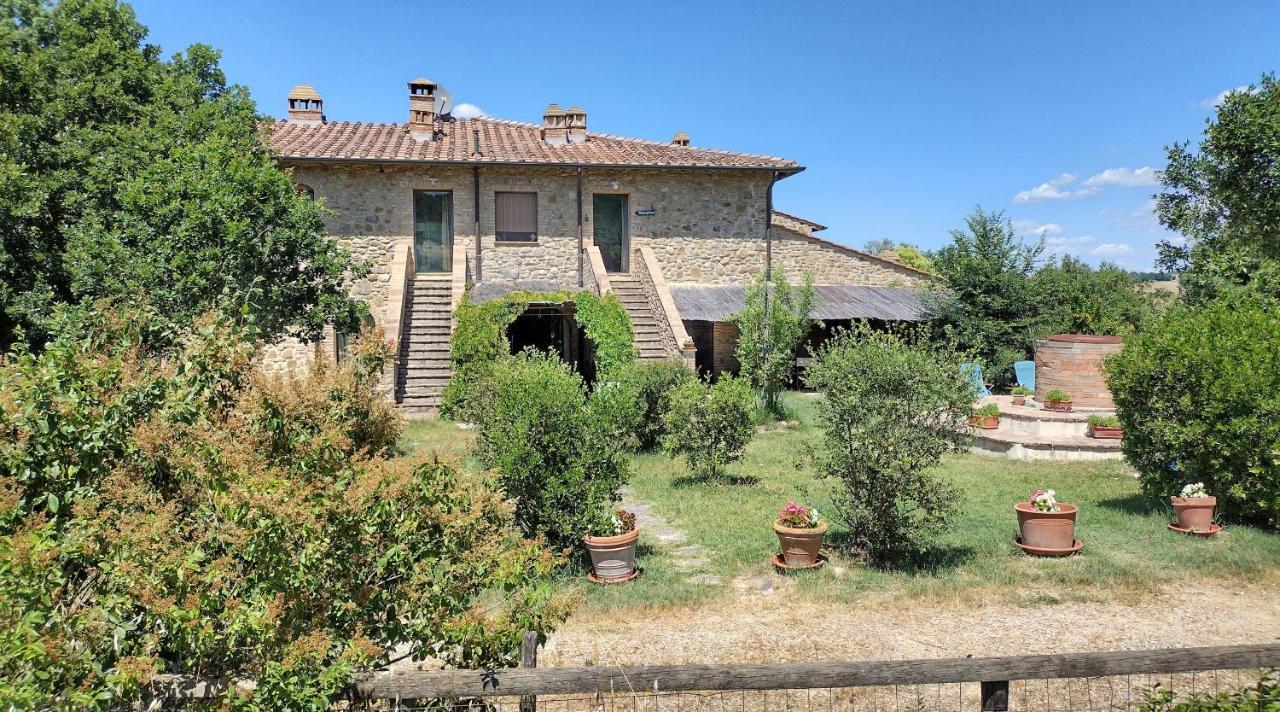 Casale Refoli Guest House Casole d'Elsa Exterior photo